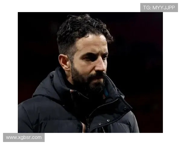 罗马诺透露阿莫林夏窗欲引进进球能力强的中锋但与俱乐部存在分歧